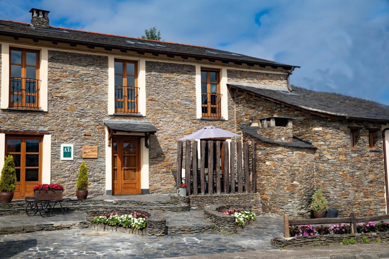 Gasthaus Casa Ria De Navia Exterior foto